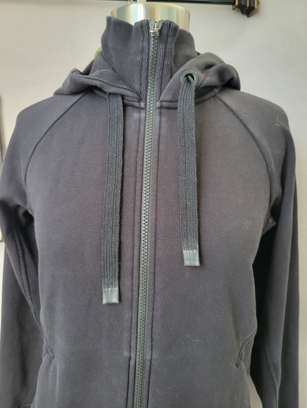 Athleta Triumph Hoodie Sweatshirt Black S - Picture 4 of 12